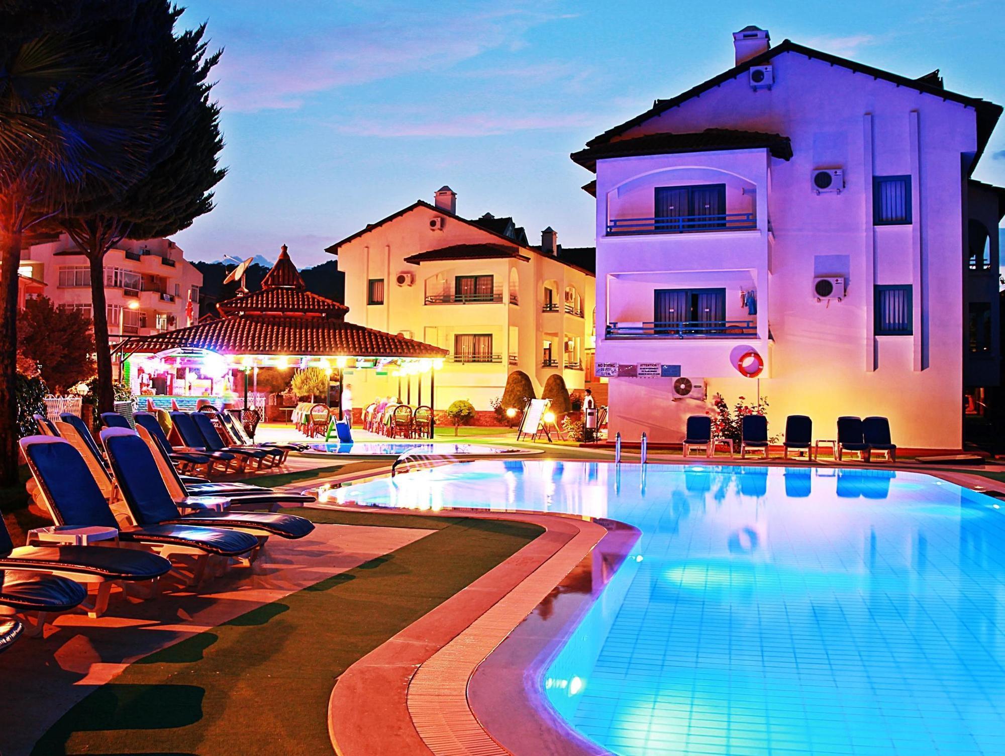 Club Likya Apart Apartamento Marmaris Exterior foto